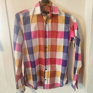 Tommy Hilfiger~Med~Slim‎ fit~Multi color~Plaid~EUC~Button~tab sleeve